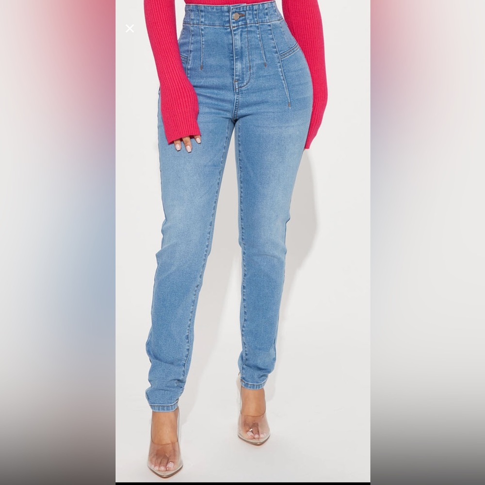 Celebrity Sculpting Stretch Skinny - Brand New